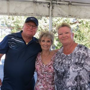 Meet your Posher, Debbie